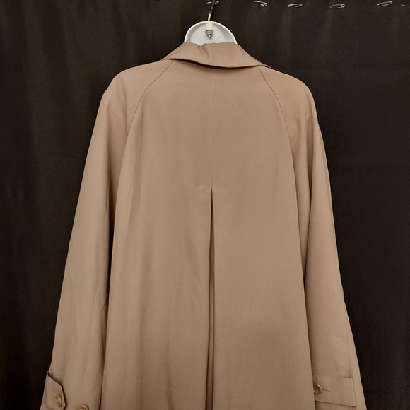 London Fog Brown trenchcoat size 12 - Picture 5 of 8